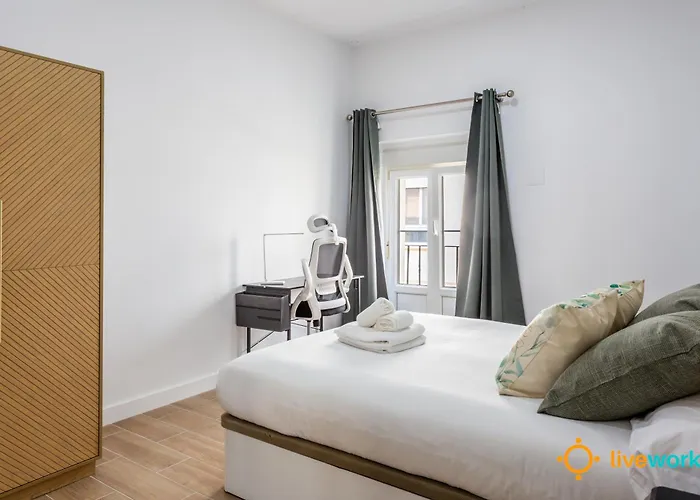 Natural House By Livework Apartament *